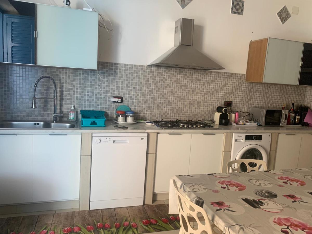 Villa Morgana Менфі Екстер'єр фото
